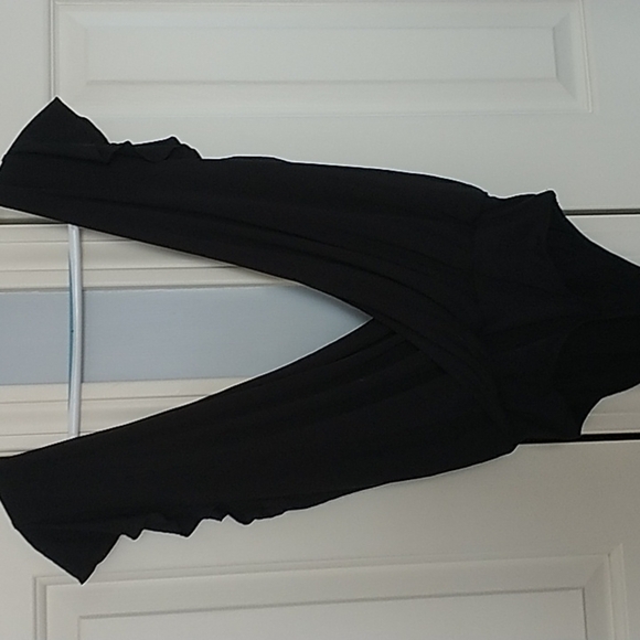 Wilfred Nuage Bodysuit Black V Neck Ruffles Sz S - Picture 3 of 7